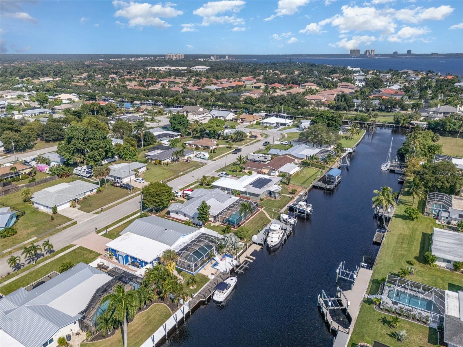1661 Swan Terrace North Fort Myers FL 33903 C7516956 image39