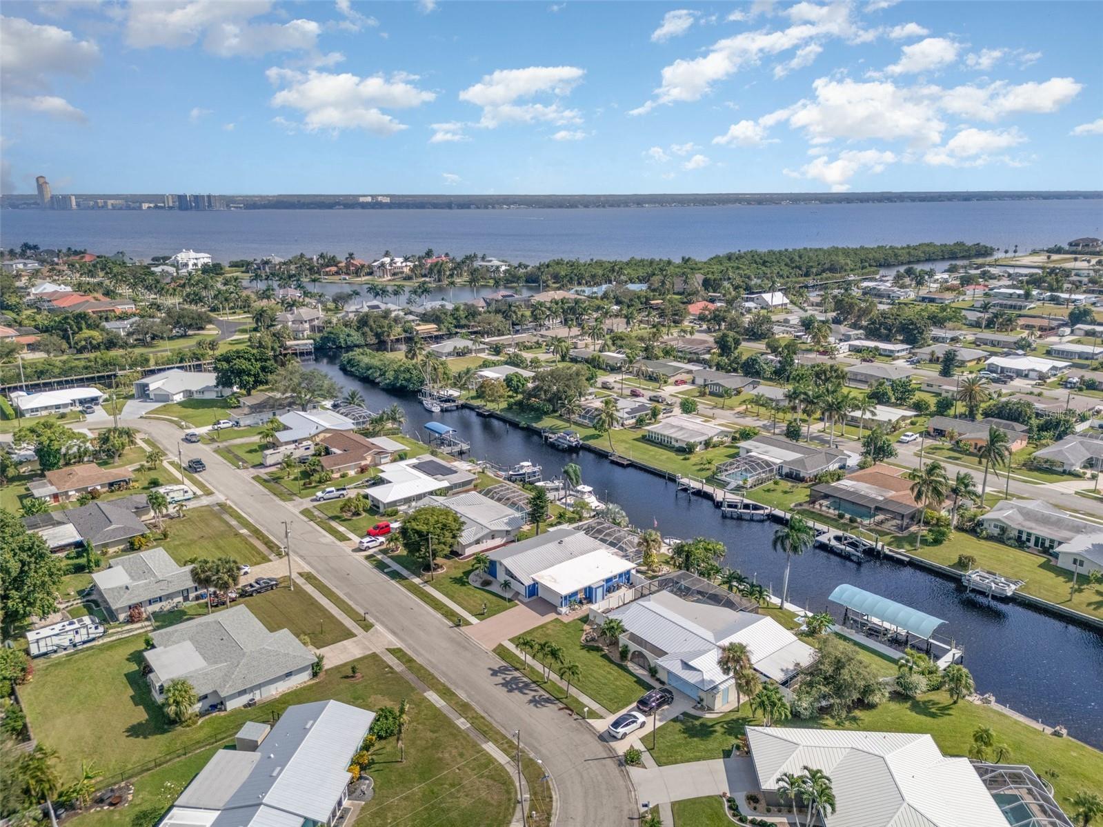 1661 Swan Terrace North Fort Myers FL 33903 C7516956 image41