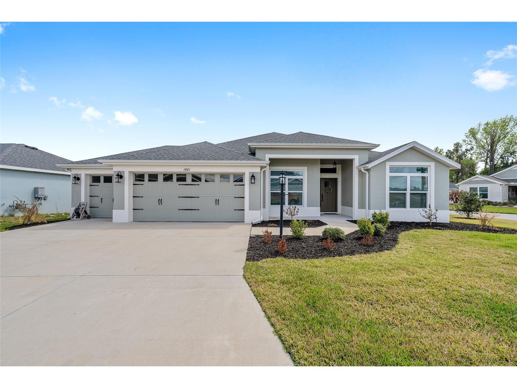 1661 Vanbeck Circle The Villages FL 34762 G5109164 image1