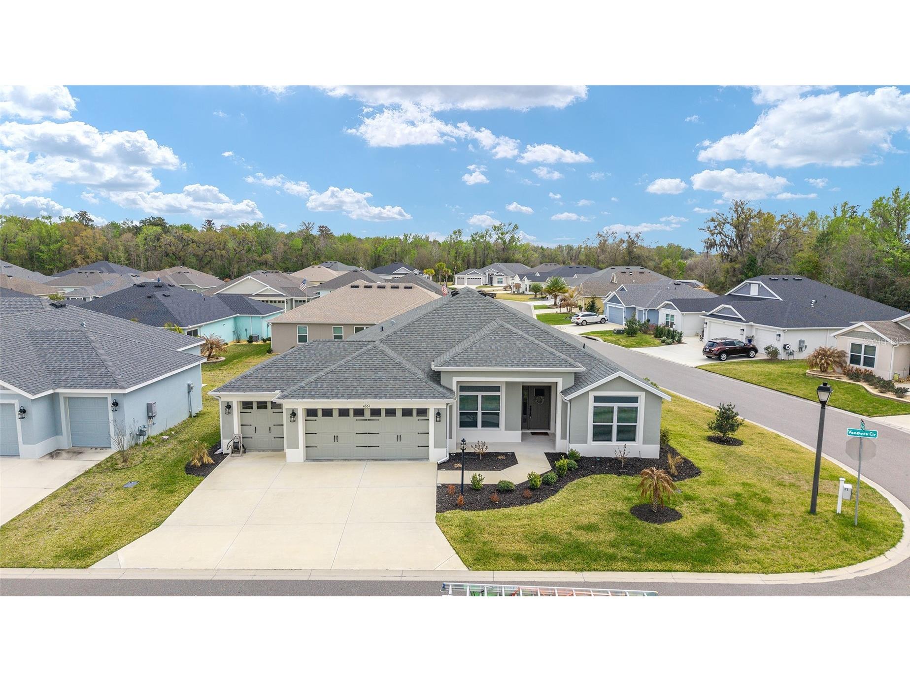 1661 Vanbeck Circle The Villages FL 34762 G5109164 image3
