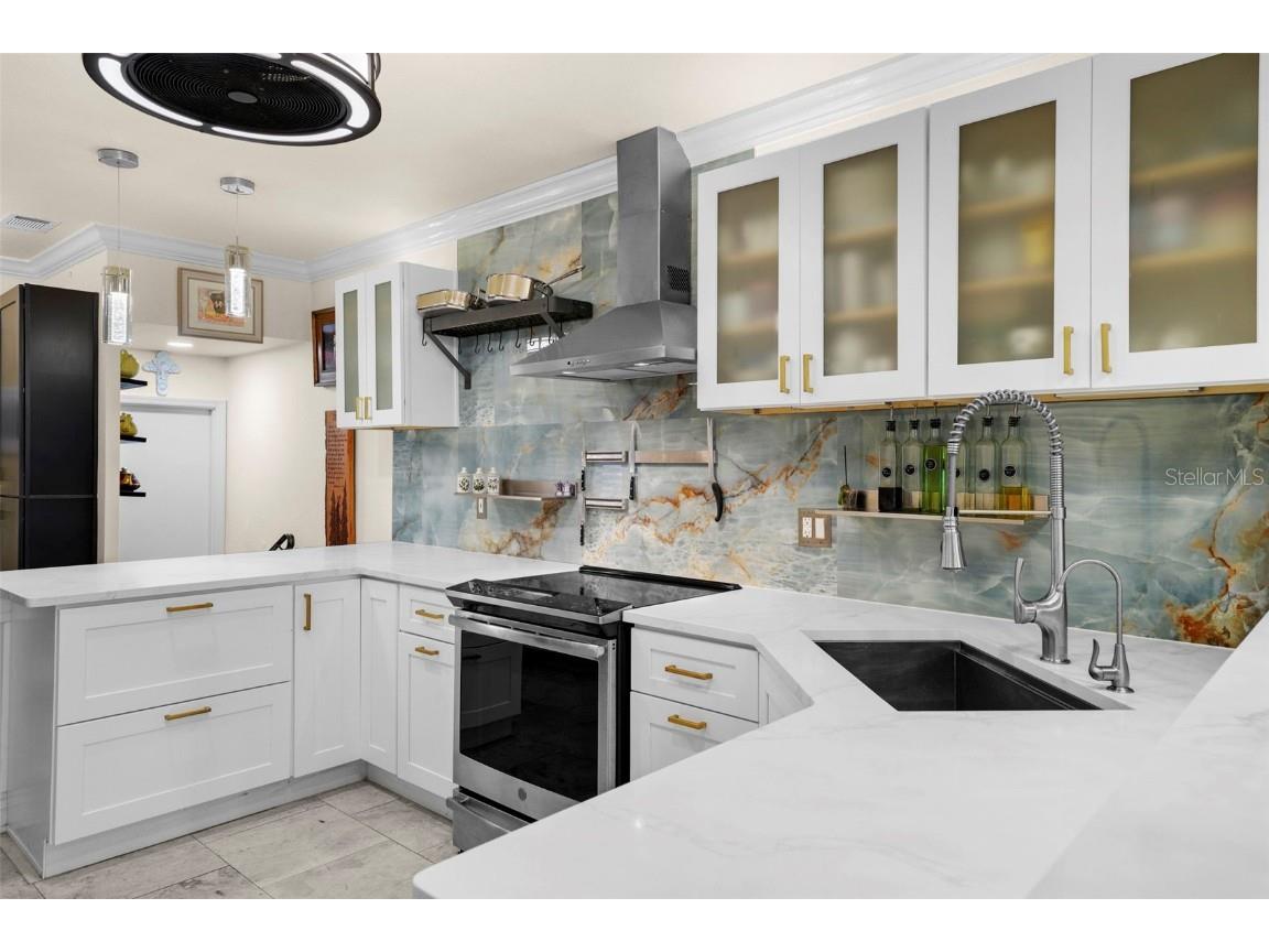 1661 Watermark Circle NE #C Saint Petersburg FL 33702 TB8300811 image12