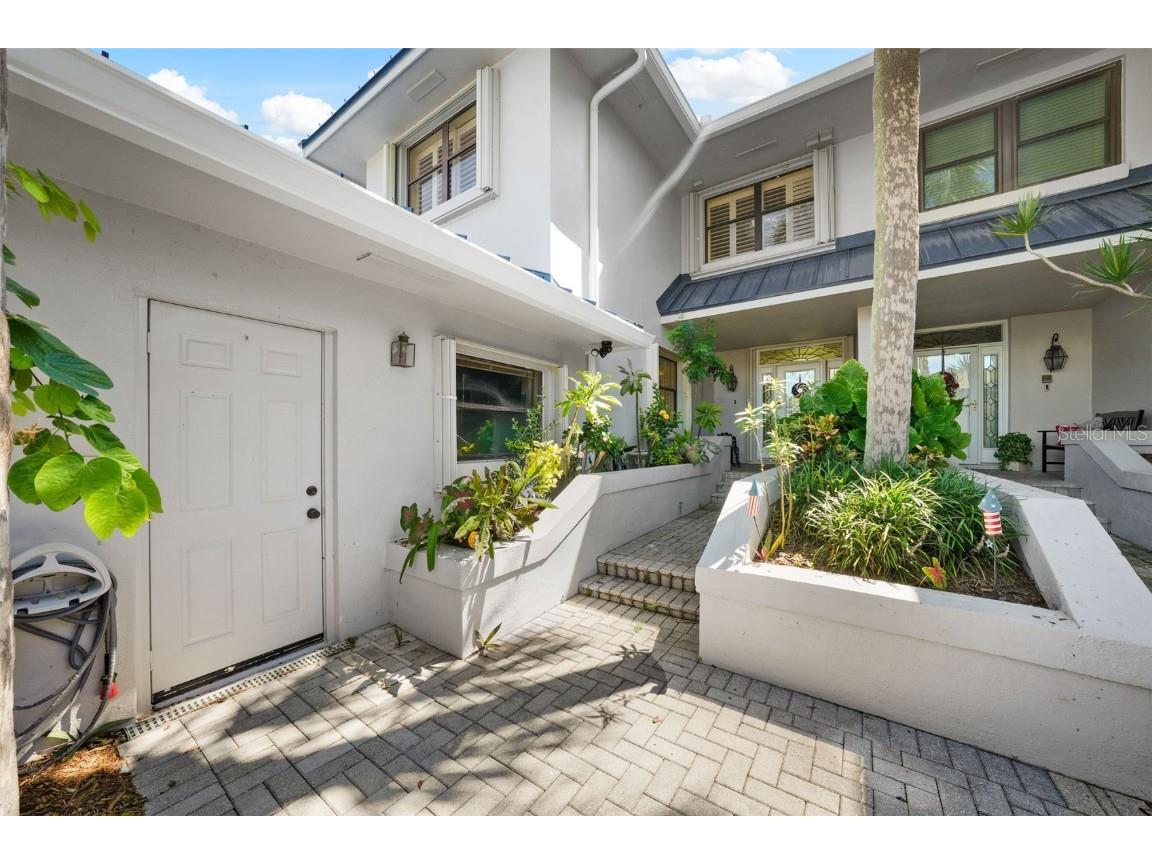 1661 Watermark Circle NE #C Saint Petersburg FL 33702 TB8300811 image2