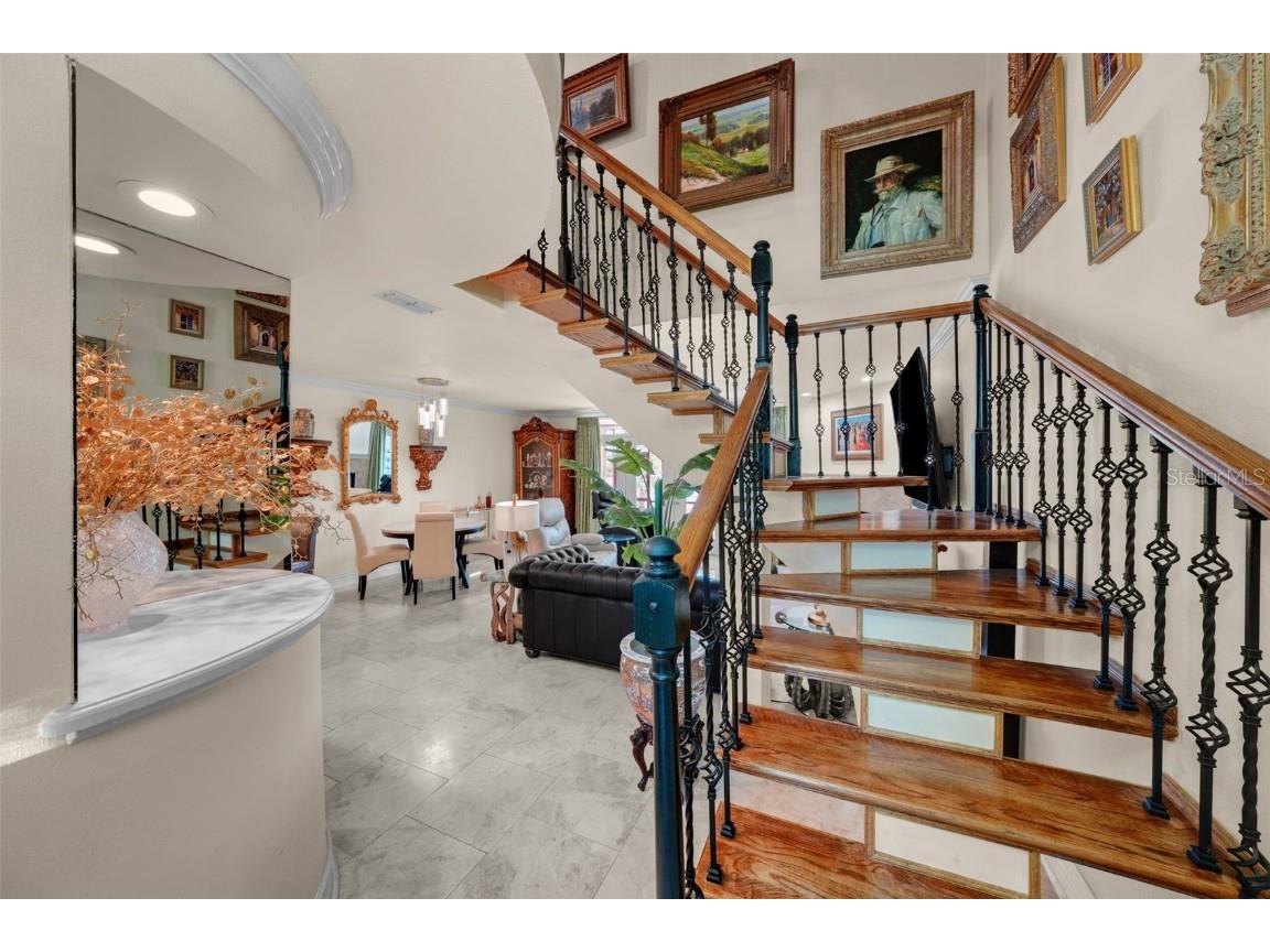 1661 Watermark Circle NE #C Saint Petersburg FL 33702 TB8300811 image3