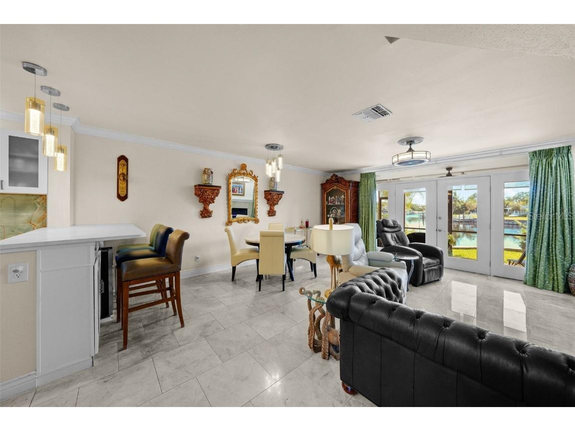 1661 Watermark Circle NE #C Saint Petersburg FL 33702 TB8300811 image6