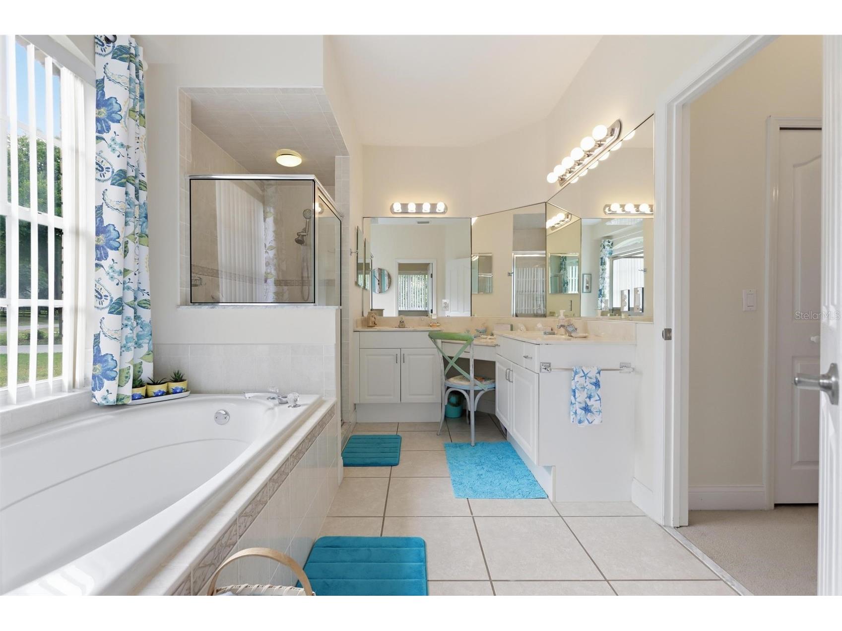 1661 Wondering Oak Lane Deland FL 32720 V4948817 image25