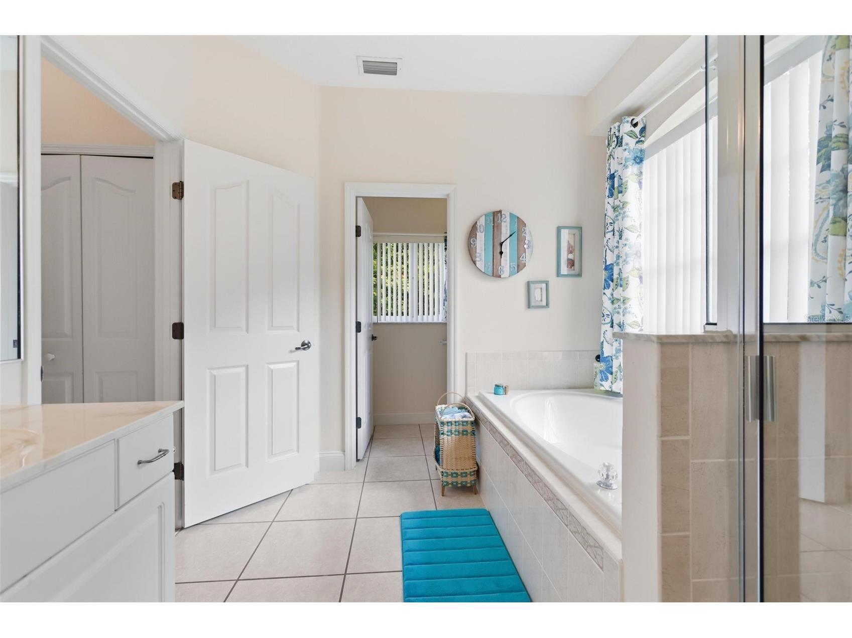 1661 Wondering Oak Lane Deland FL 32720 V4948817 image27