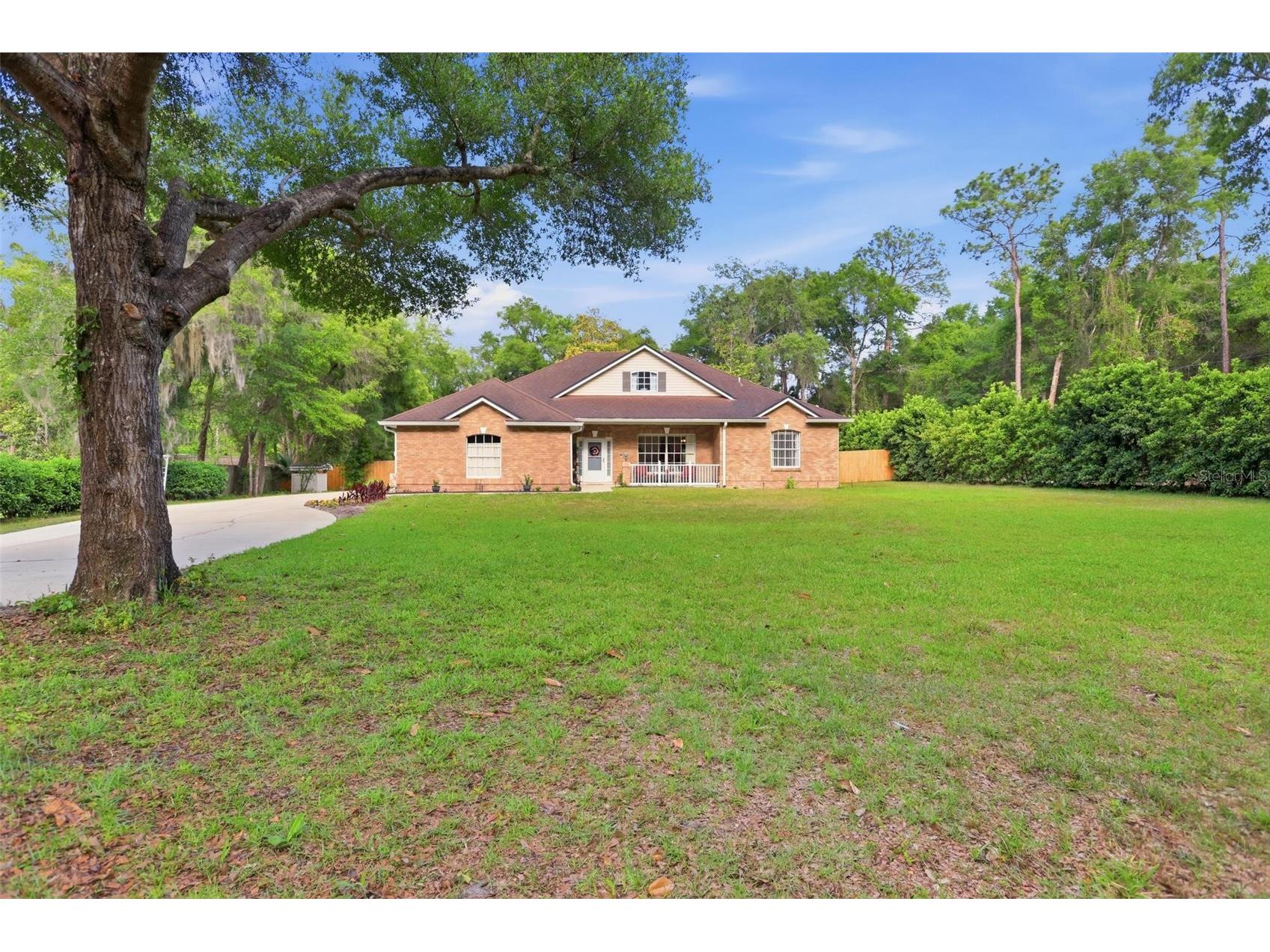 1661 Wondering Oak Lane Deland FL 32720 V4948817 image3