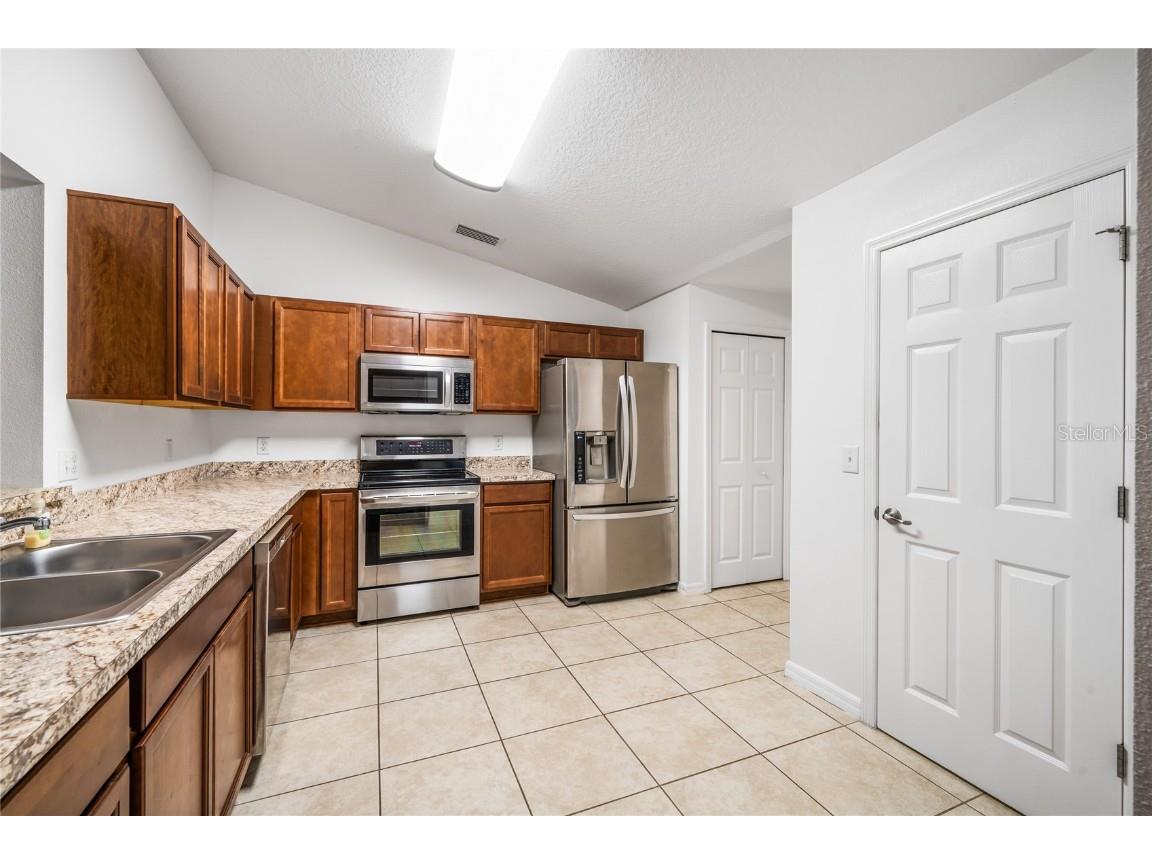 16610 County Line Road Umatilla FL 32784 - Island Lake O6318962 image47