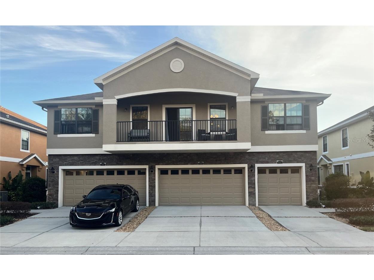 16611 Kingletside Court Lithia FL 33547 C7487179 image1