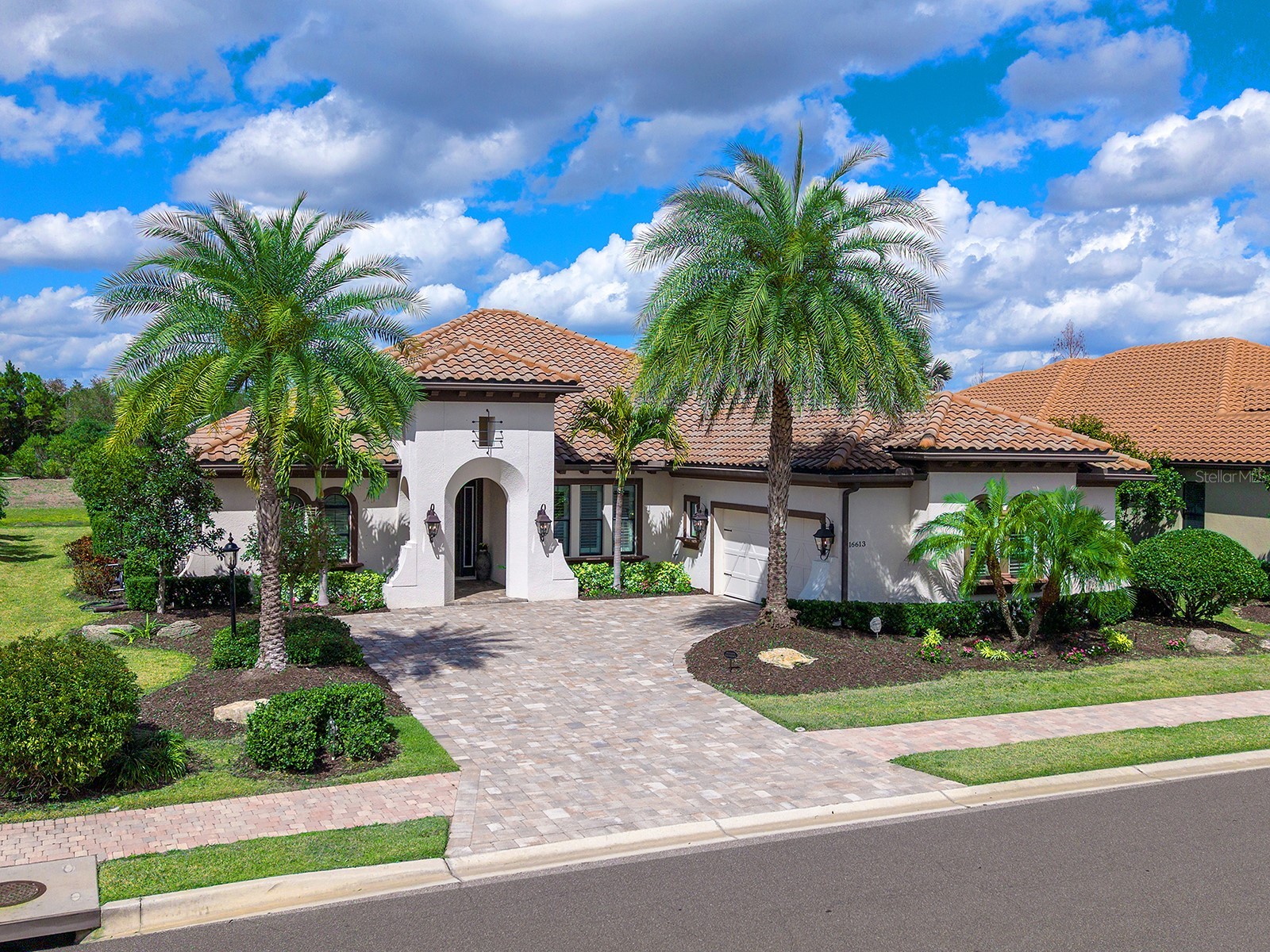 16613 Berwick Terrace Lakewood Ranch FL 34202 A4684539 image2