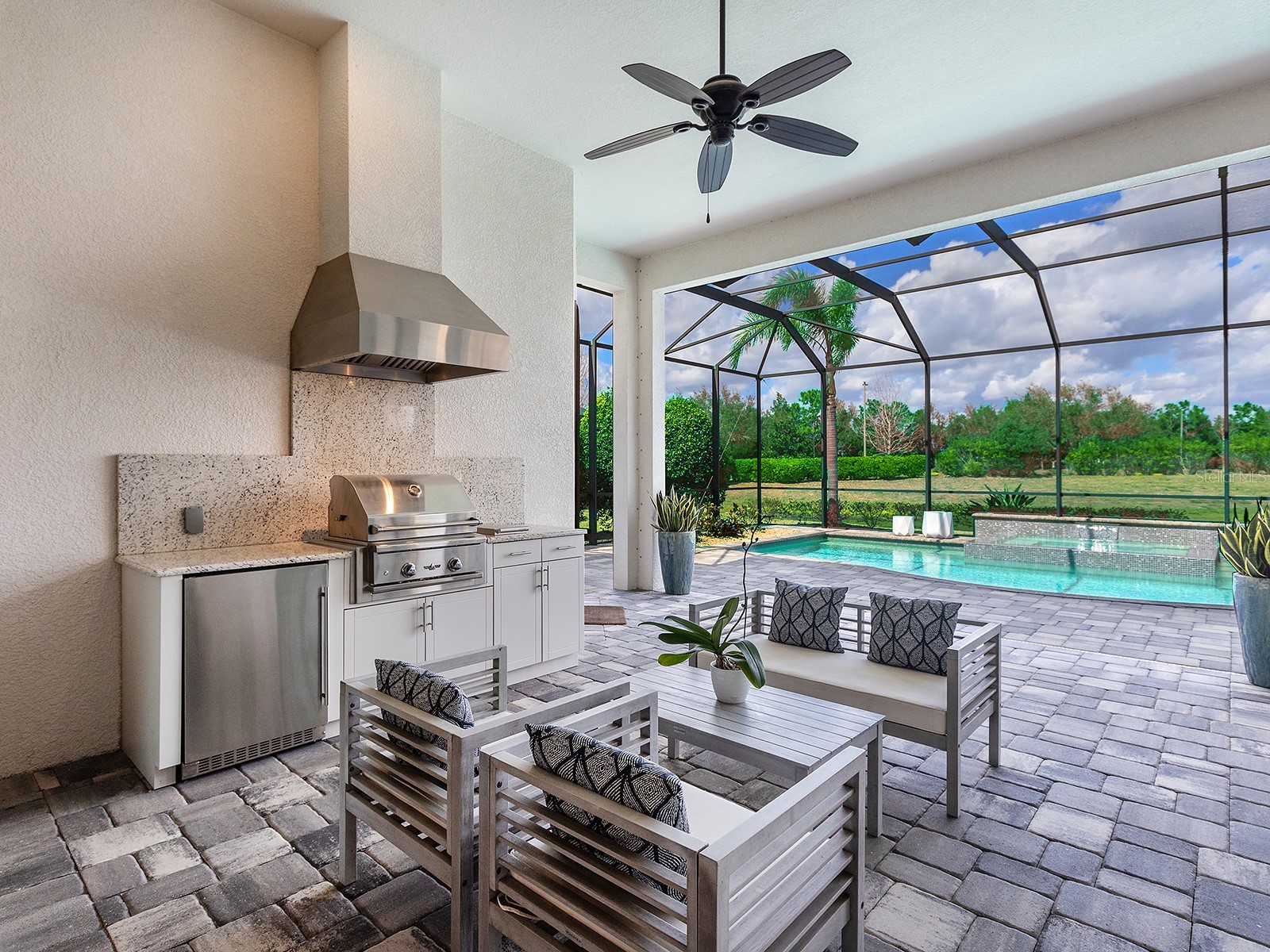 16613 Berwick Terrace Lakewood Ranch FL 34202 A4684539 image43
