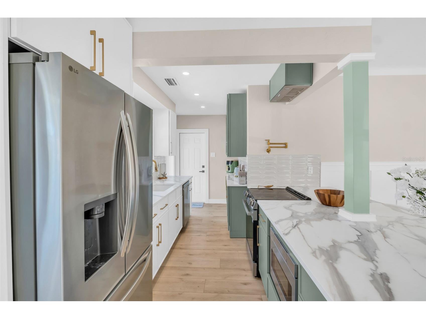 16613 Gulf Boulevard Madeira Beach FL 33708 TB8477522 image13