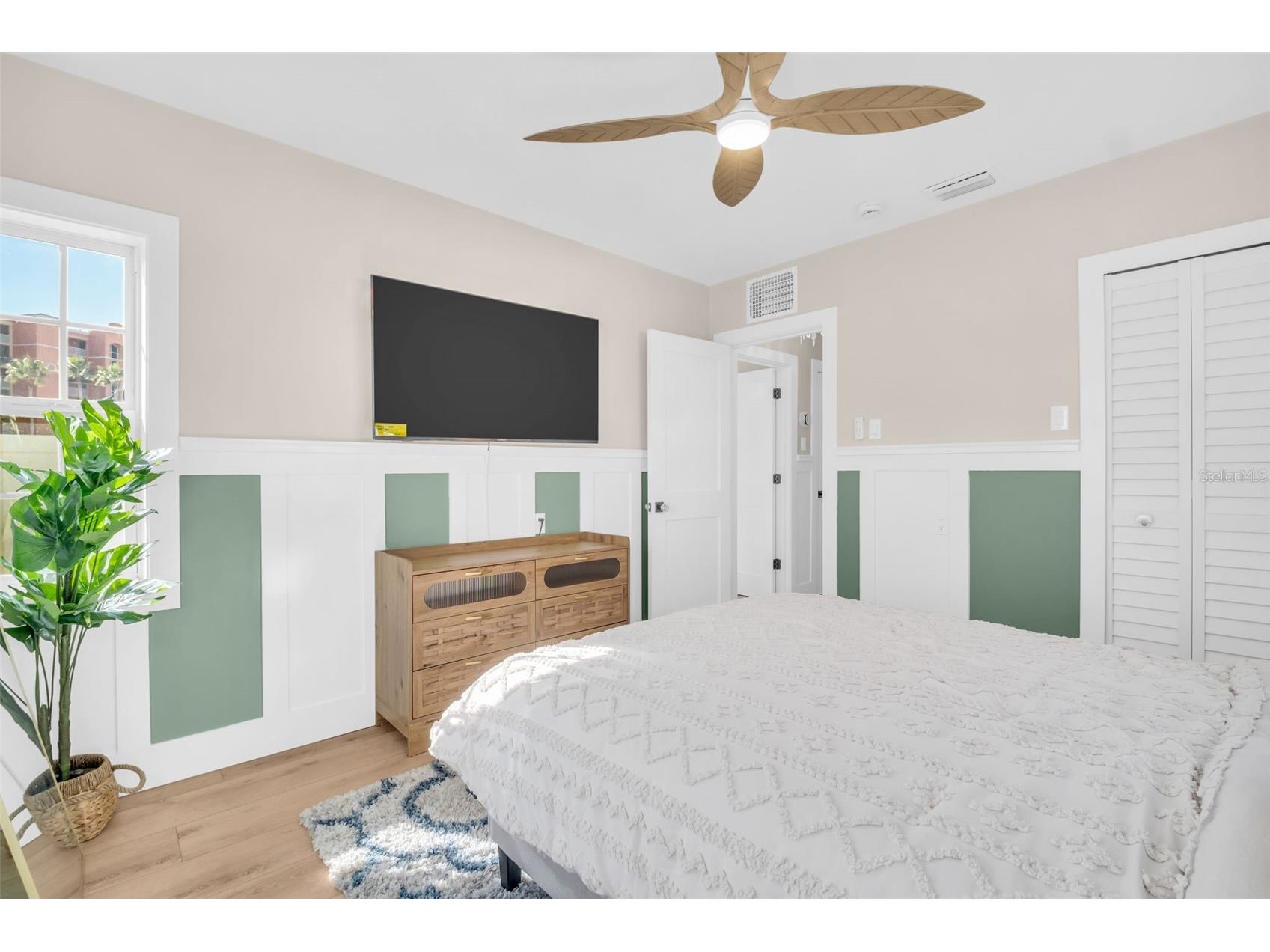 16613 Gulf Boulevard Madeira Beach FL 33708 TB8477522 image29
