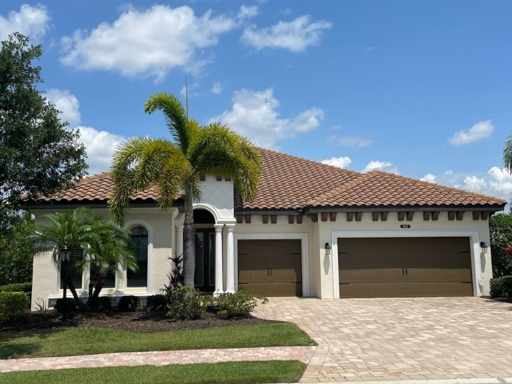 16617 Berwick Terrace Lakewood Ranch FL 34202 A4567640 image1