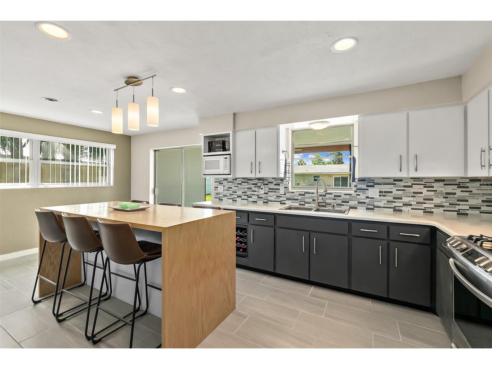 1662 Louisiana Road South Daytona FL 32119 V4949398 image2