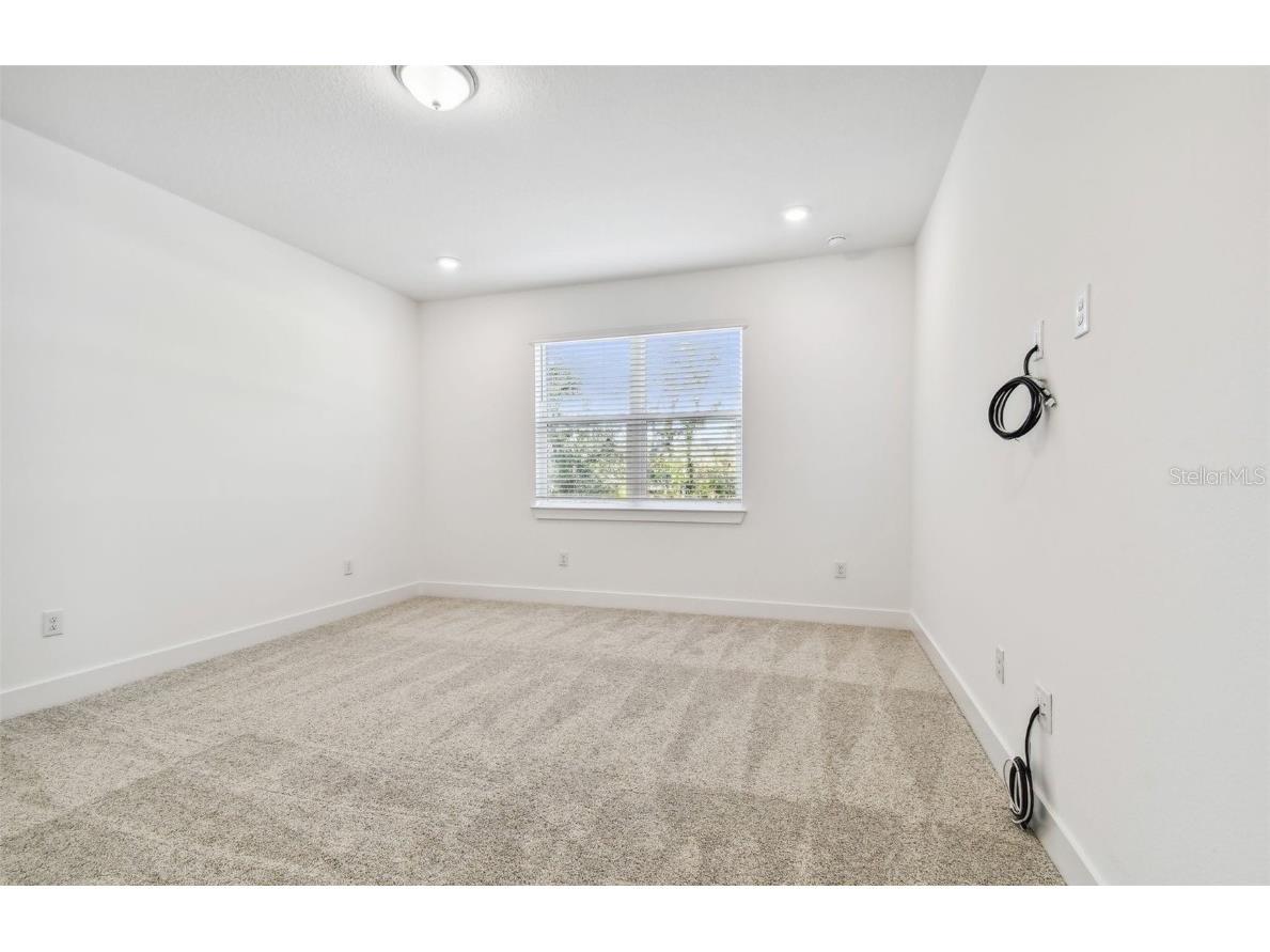 1662 Shields Point Zephyrhills FL 33541 TB8454191 image14