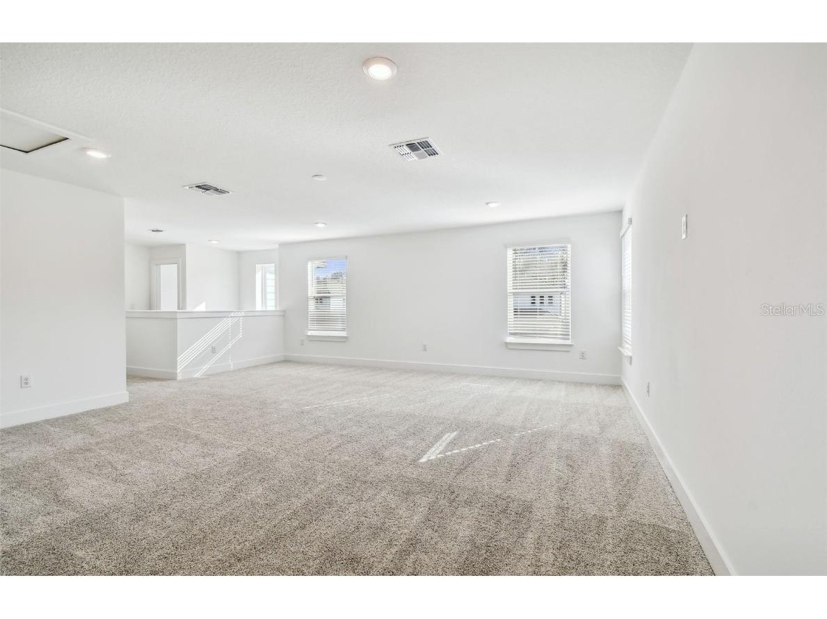 1662 Shields Point Zephyrhills FL 33541 TB8454191 image18