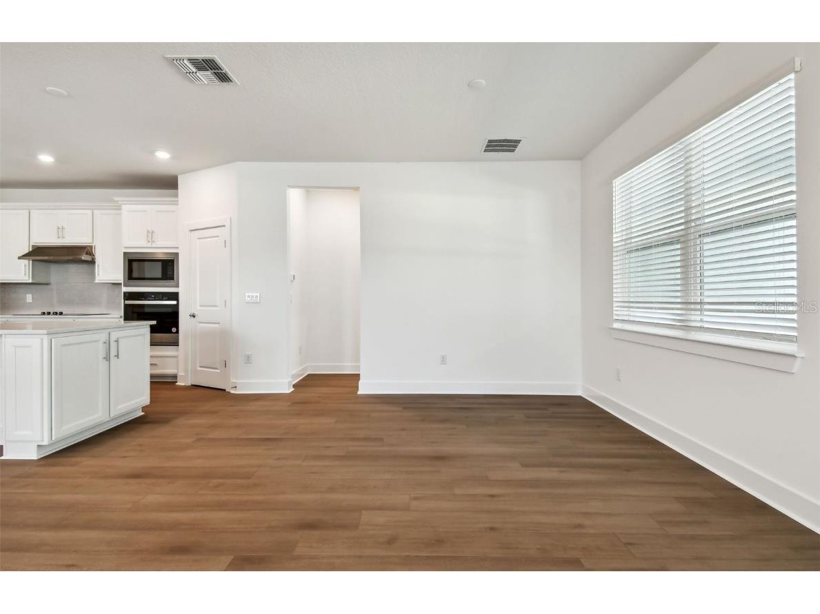 1662 Shields Point Zephyrhills FL 33541 TB8454191 image8