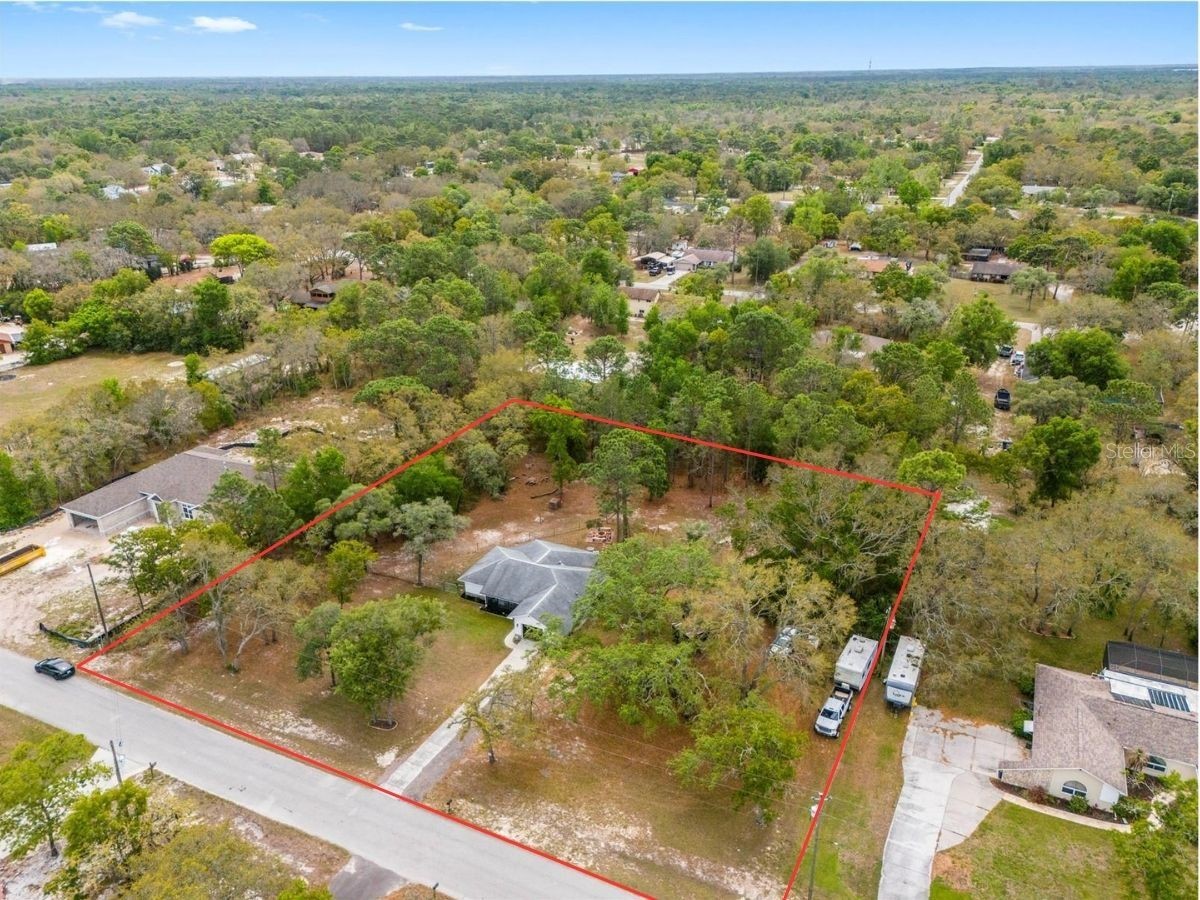 16620 Kerry Hills Lane Spring Hill FL 34610 W7884659 image2