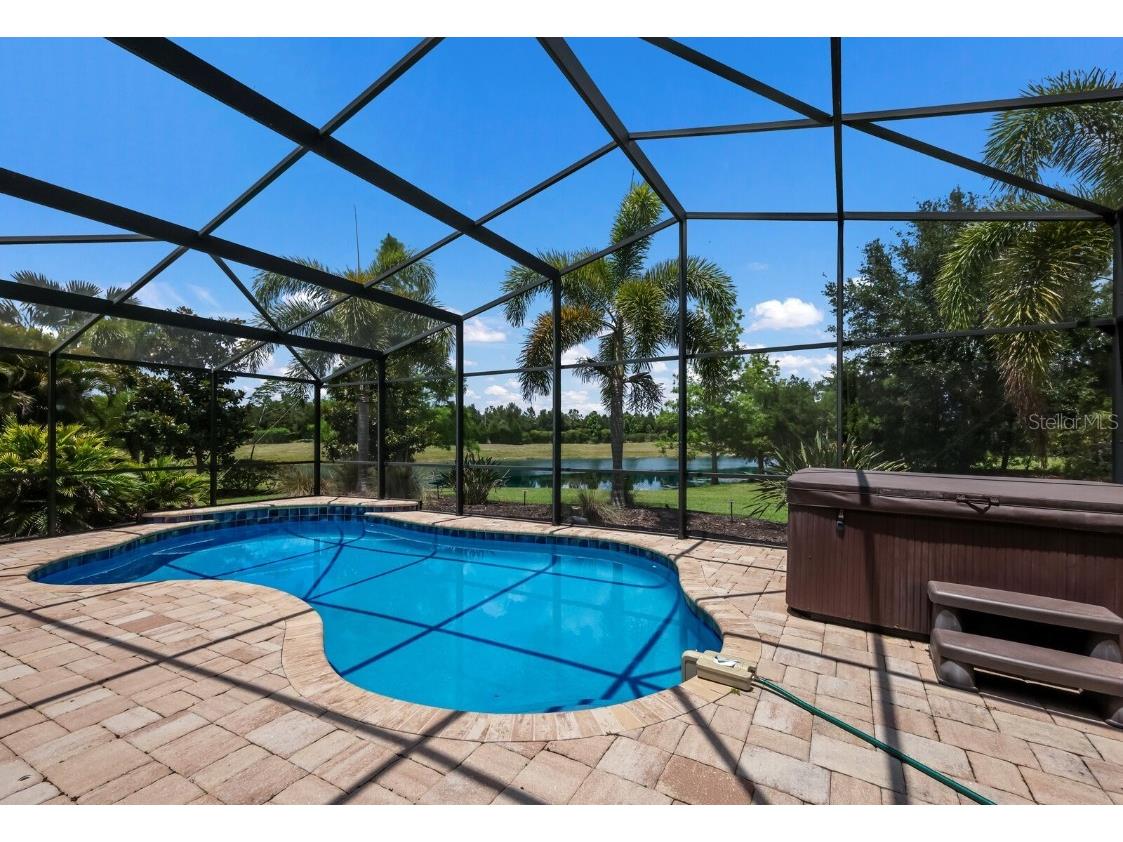 16621 Berwick Terrace, Lakewood Ranch, FL, 34202 MLS A4609875 Edina Realty