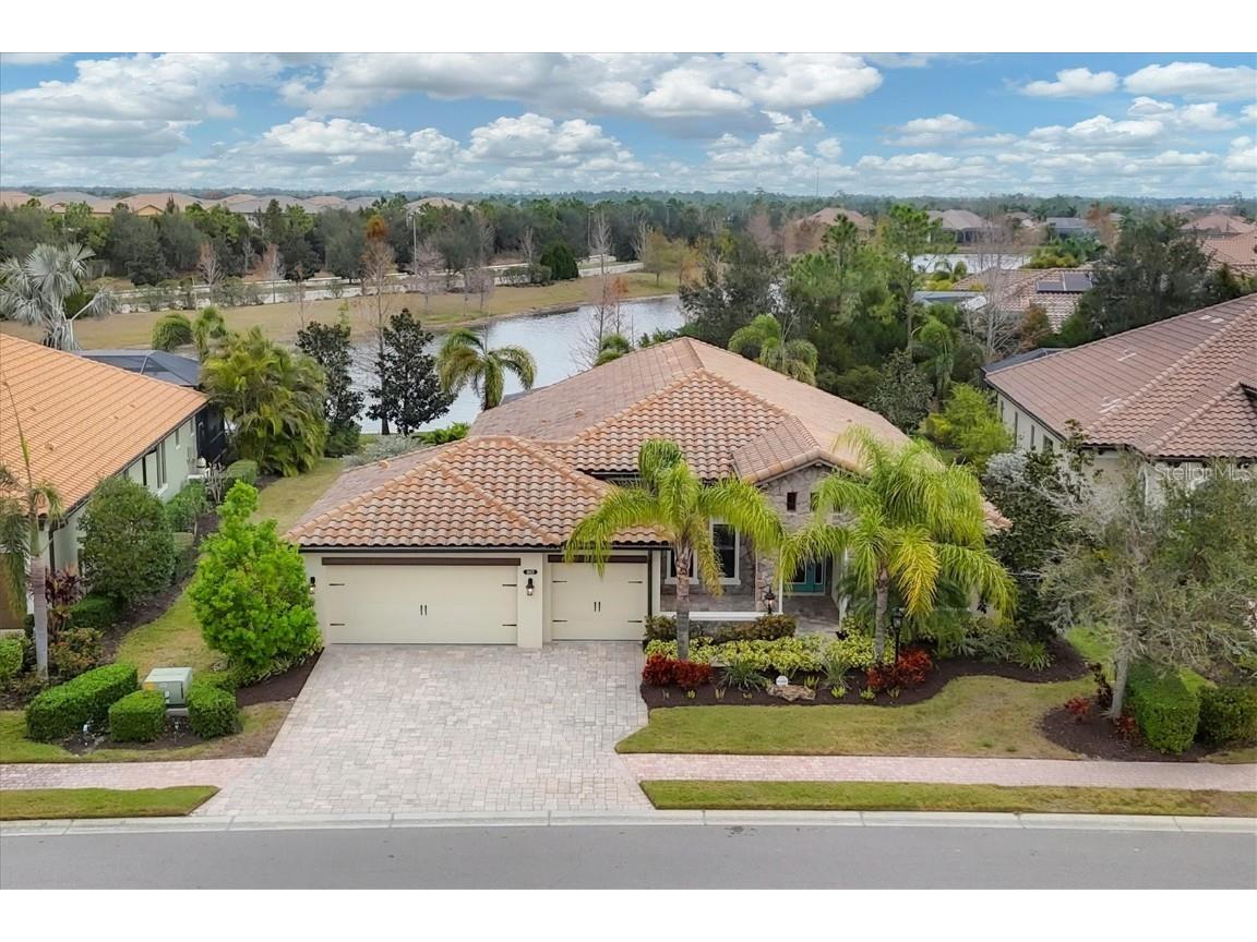 16621 Berwick Terrace Lakewood Ranch FL 34202 A4635003 image1