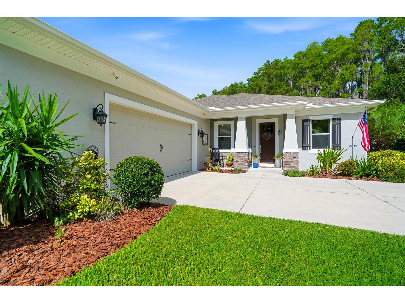 16622 Lakeshore Road Tampa FL 33624 - LAKE LECLARE TB8520081 image1