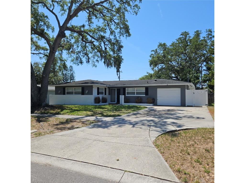 1663 Cambridge Drive Clearwater FL 33756 TB8386630 image1