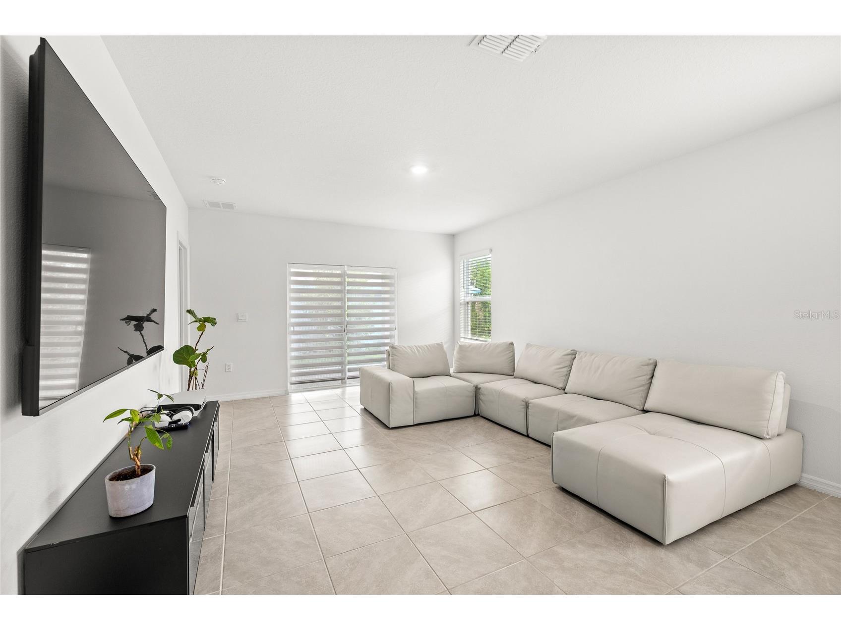 1663 Rosydale Circle Davenport FL 33837 O6410401 image4