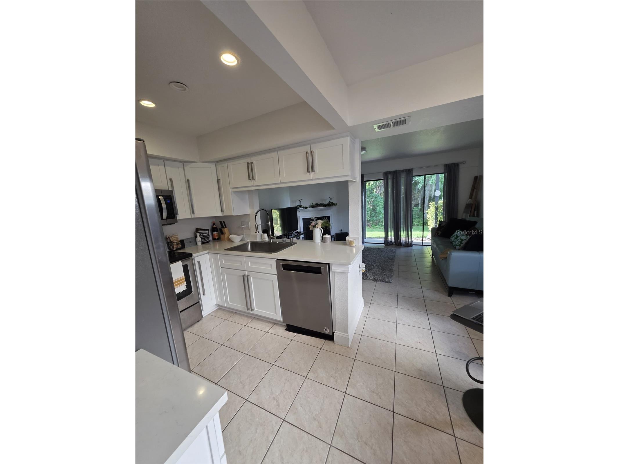 16638 Brigadoon Drive Tampa FL 33618 TB8512154 image4