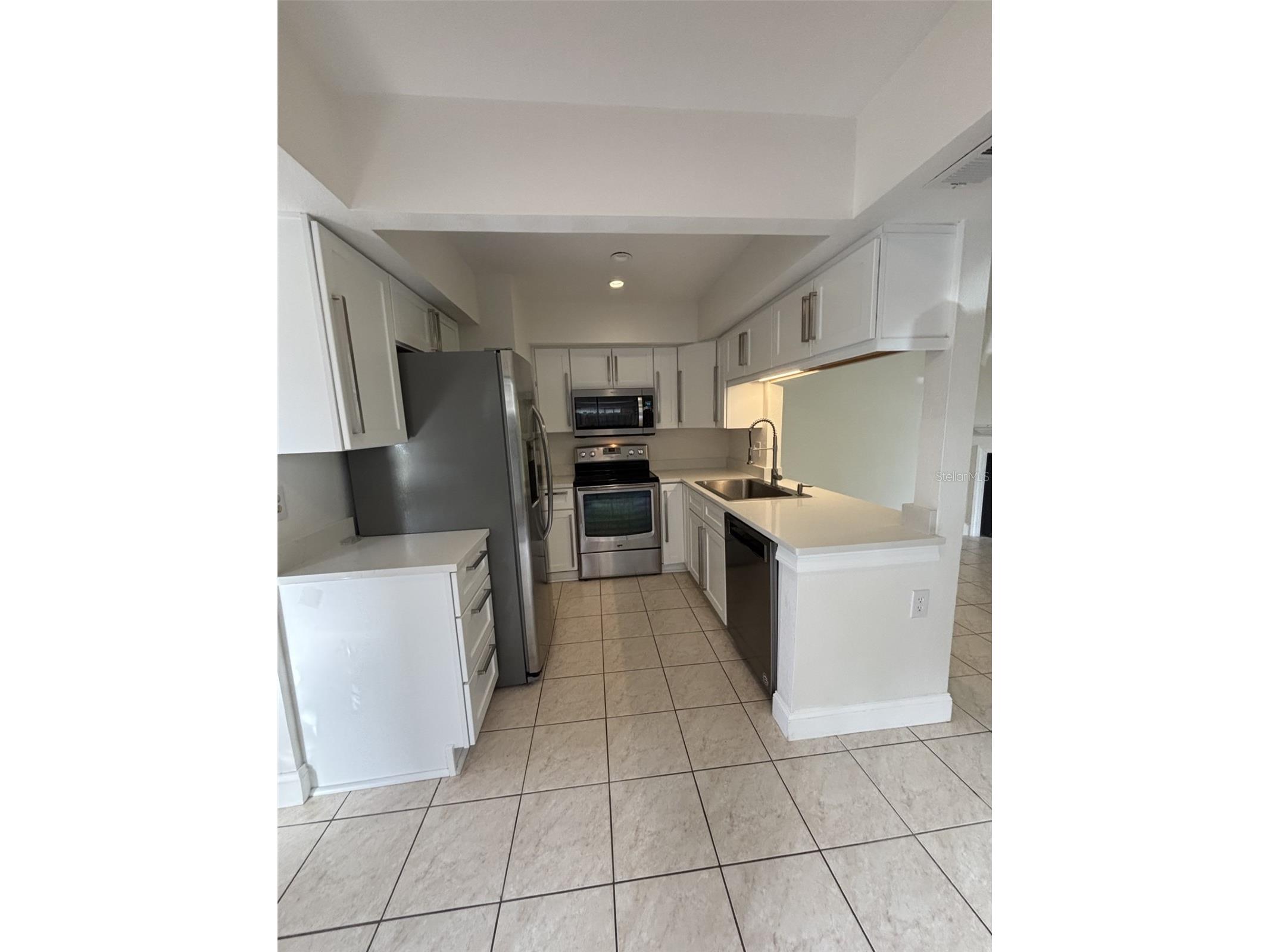 16638 Brigadoon Drive Tampa FL 33618 TB8530673 image9