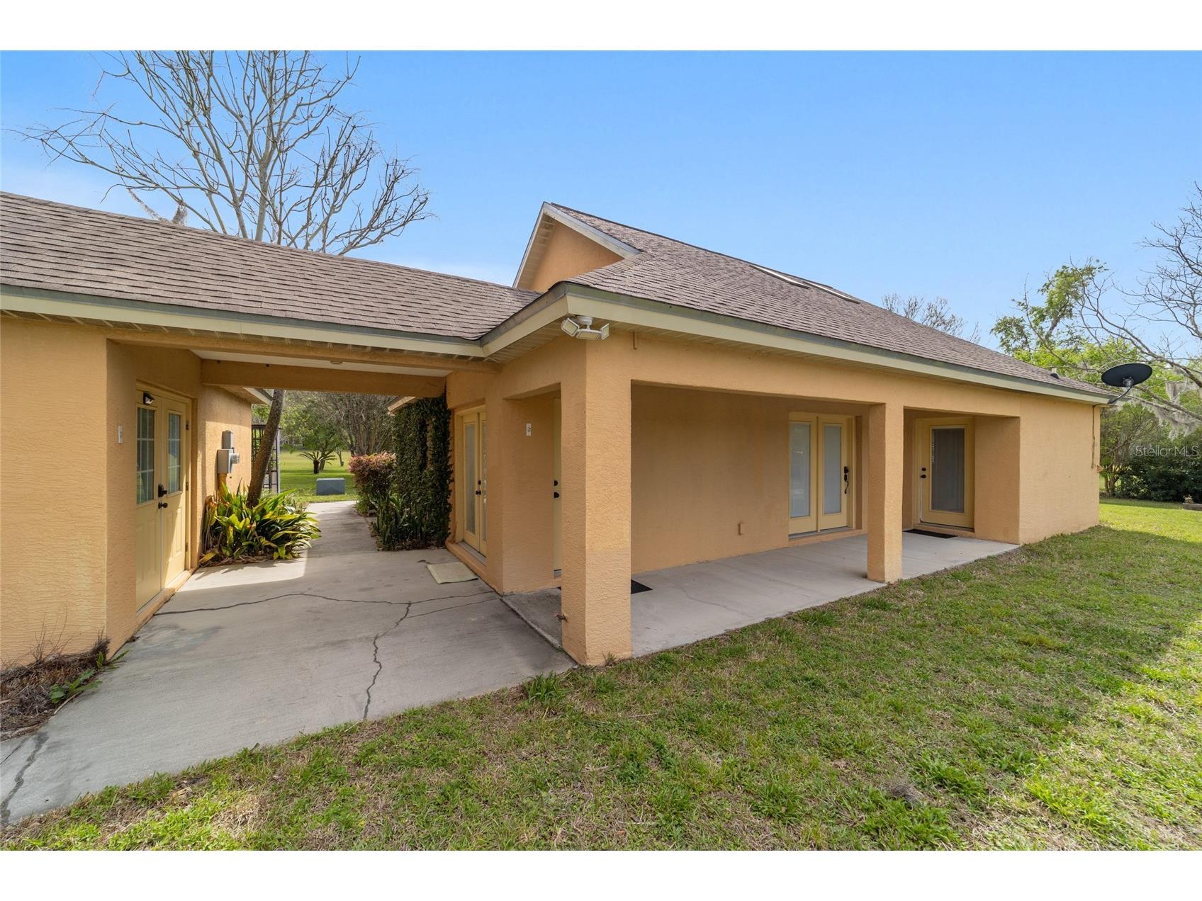 16638 N Highway 329 Reddick FL 32686 OM721425 image94