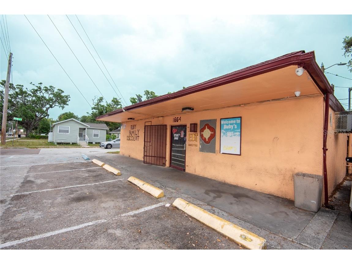 1664 15th Avenue S Saint Petersburg FL 33712 TB8373381 image1