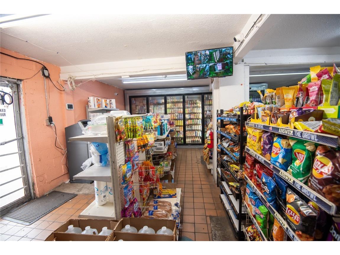 1664 15th Avenue S Saint Petersburg FL 33712 TB8373381 image11