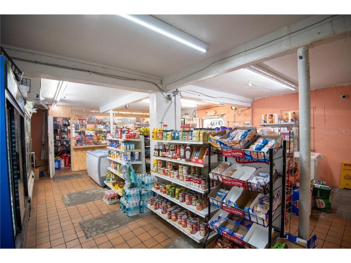 1664 15th Avenue S Saint Petersburg FL 33712 TB8373381 image9