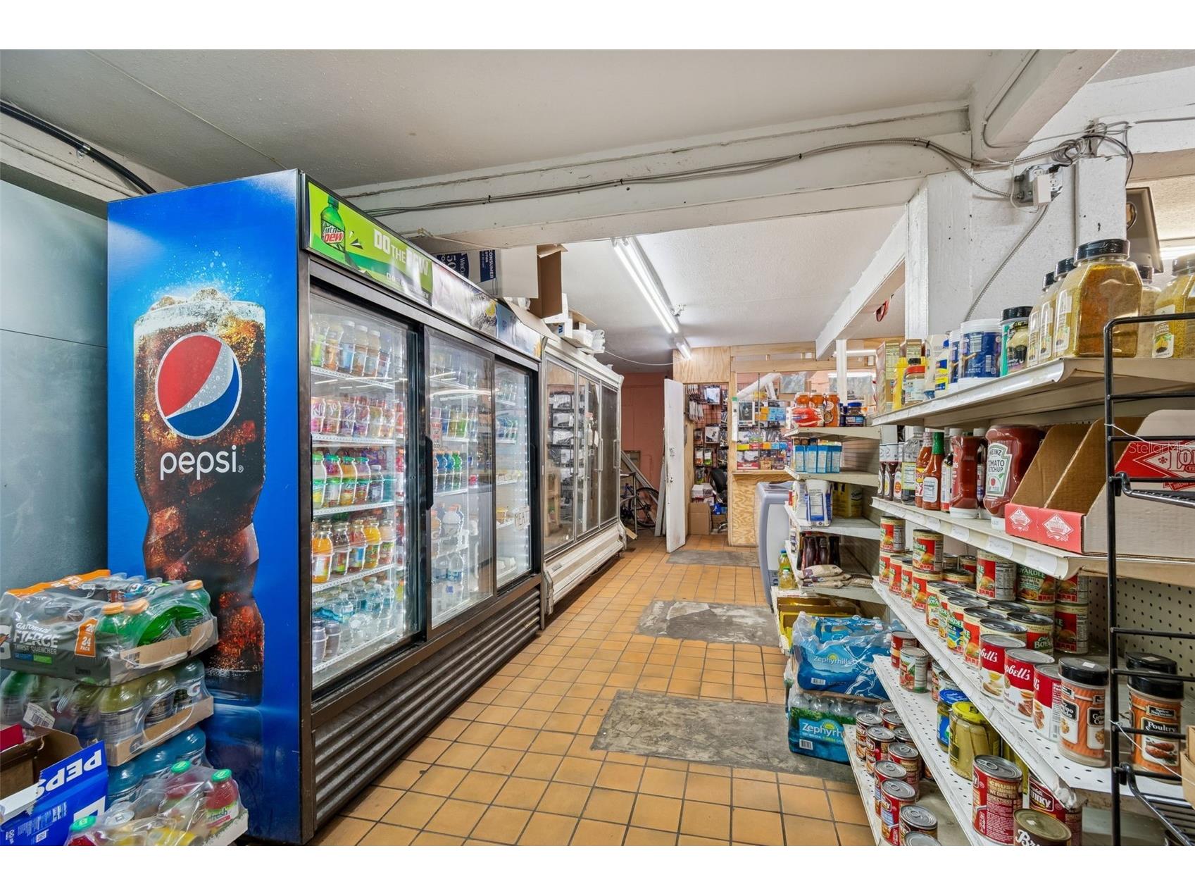 1664 15th Avenue S Saint Petersburg FL 33712 TB8473630 image5