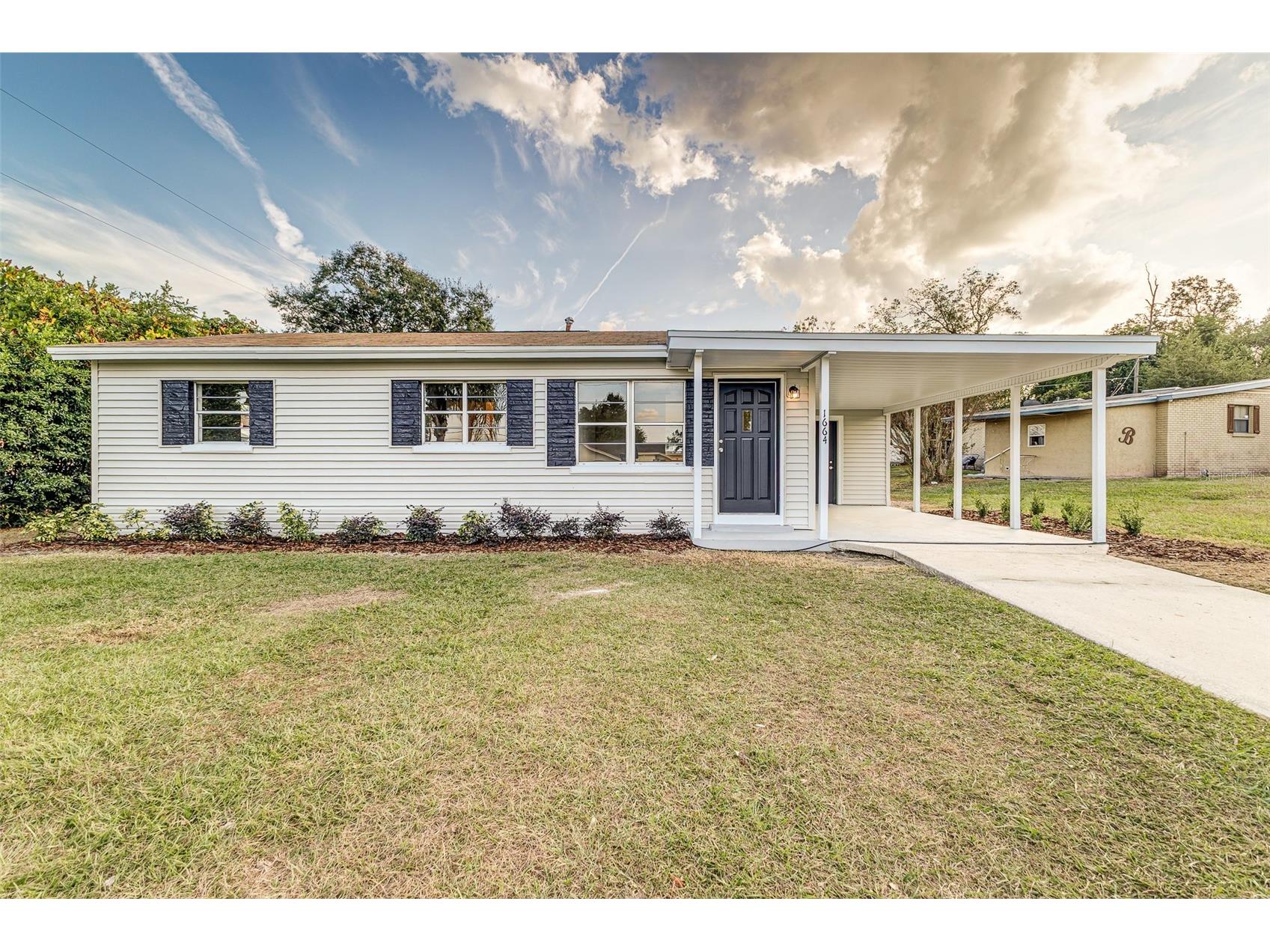 1664 Bayview Drive Lakeland FL 33805 L4957628 image1