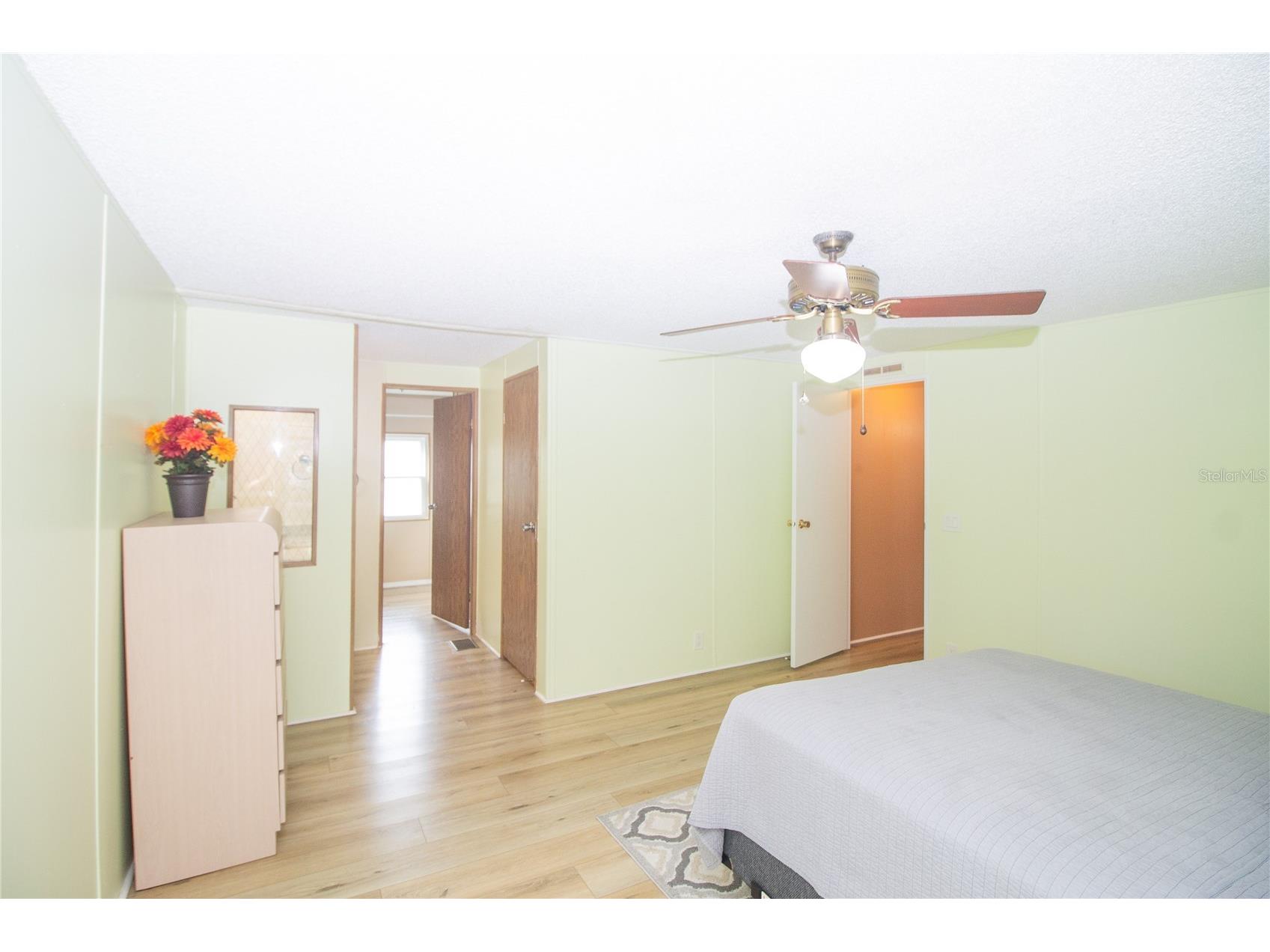 1664 Elkhart Circle Tavares FL 32778 - Lake Frances G5106111 image17