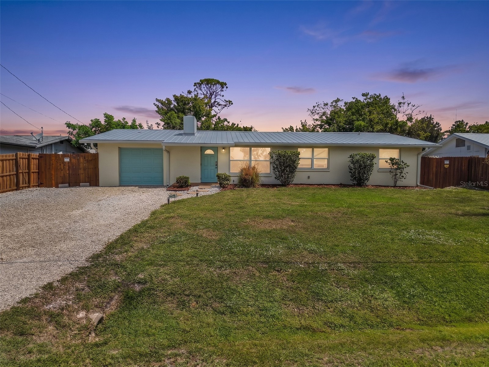 1664 Lakeview Place Englewood FL 34223 C7527358 image1
