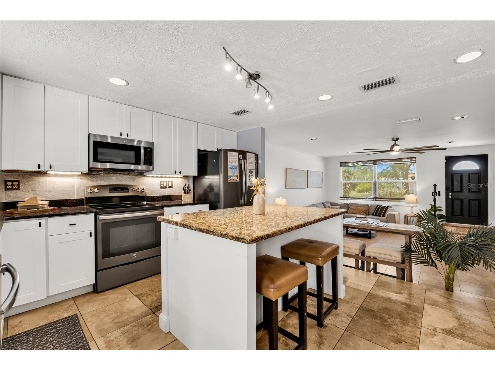 1664 Lakeview Place Englewood FL 34223 C7527358 image17