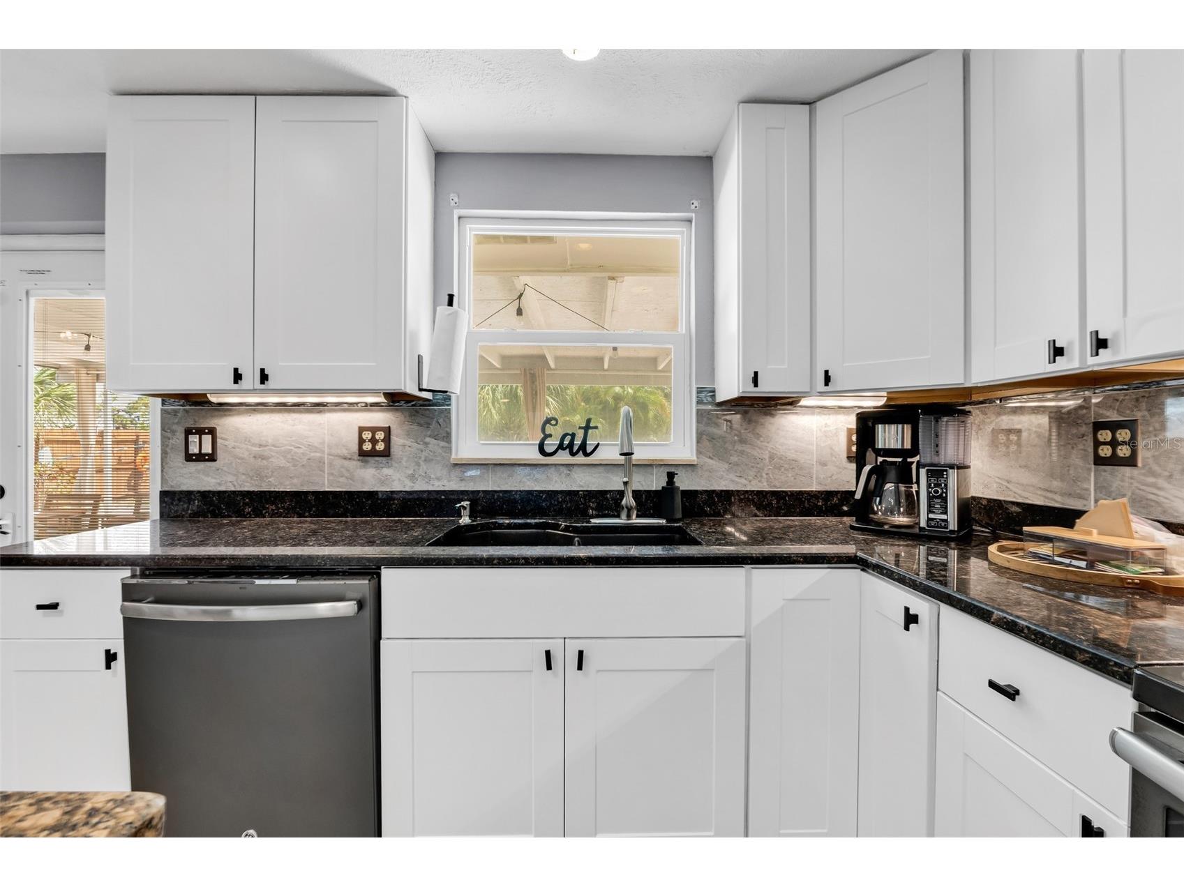 1664 Lakeview Place Englewood FL 34223 C7527358 image21