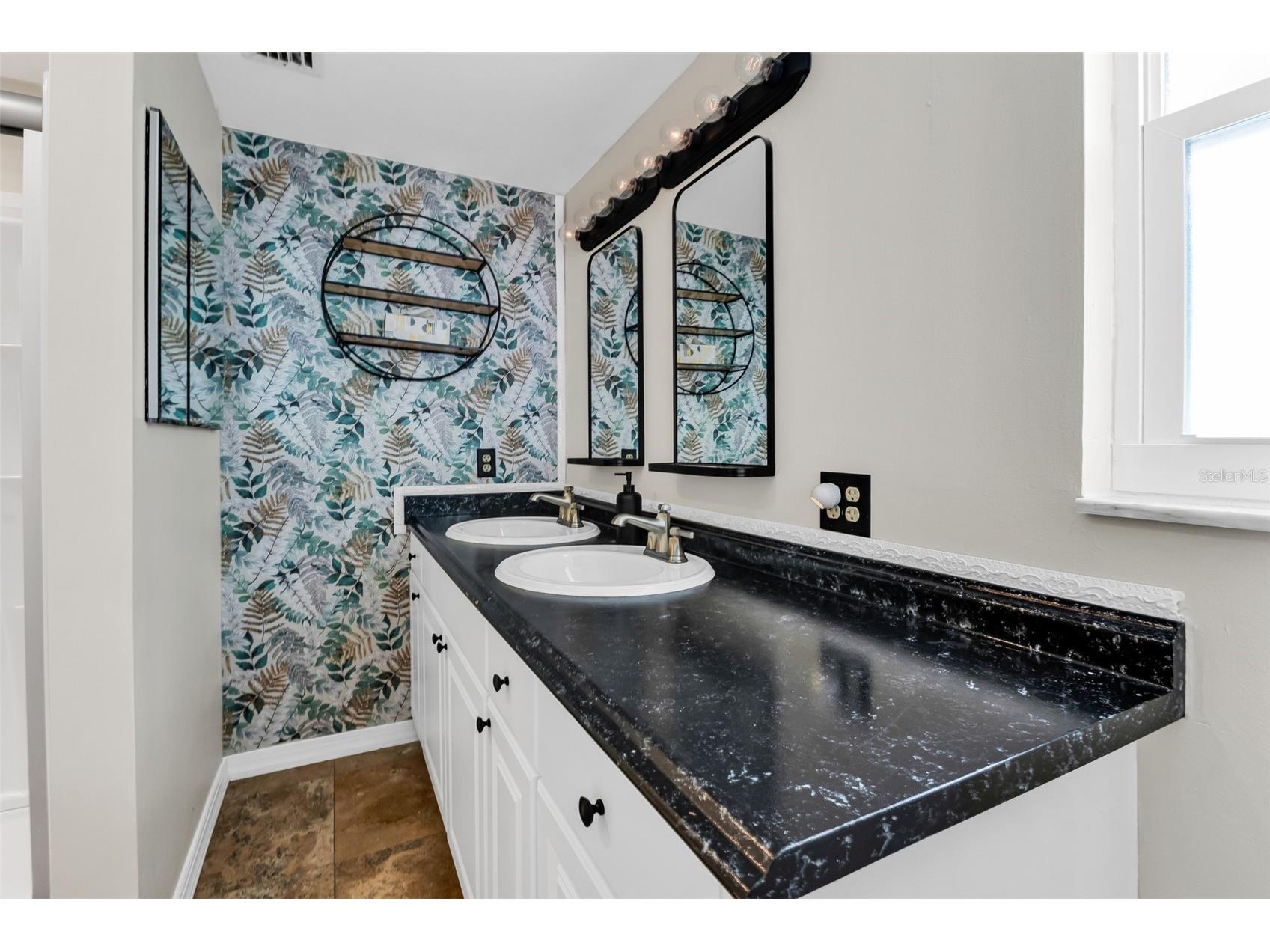 1664 Lakeview Place Englewood FL 34223 C7527358 image36