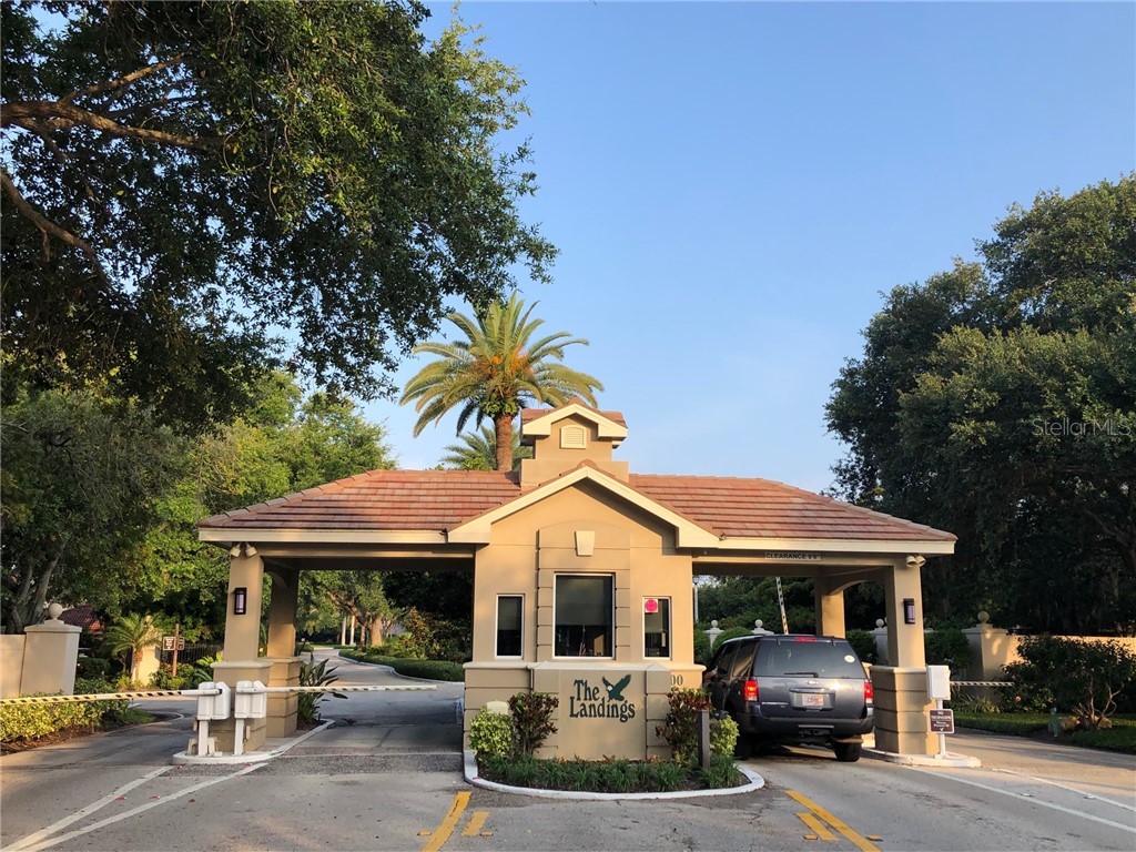 1664 Starling Drive #101 Sarasota FL 34231 A4684500 image2