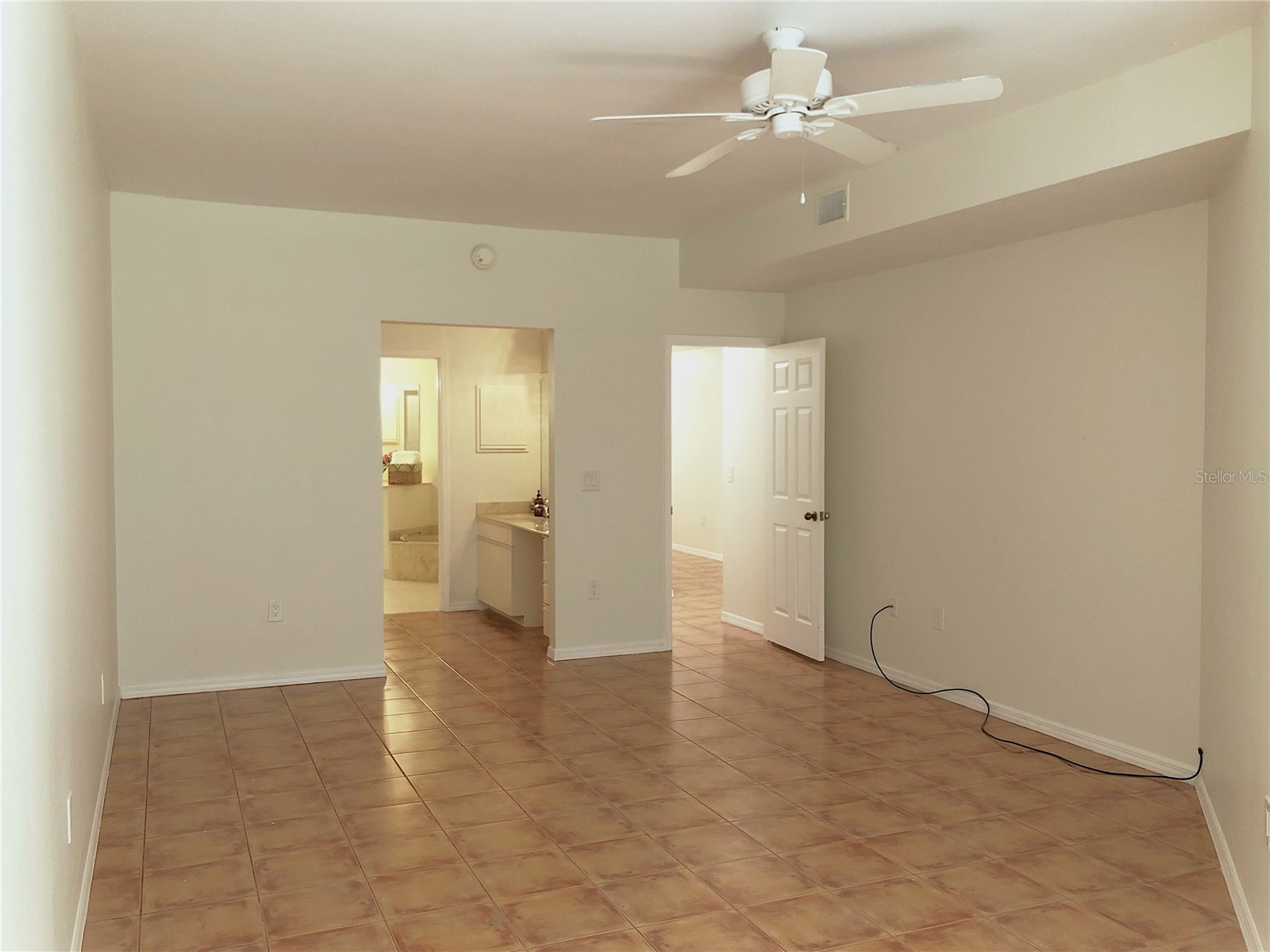 1664 Starling Drive #101 Sarasota FL 34231 A4684500 image24