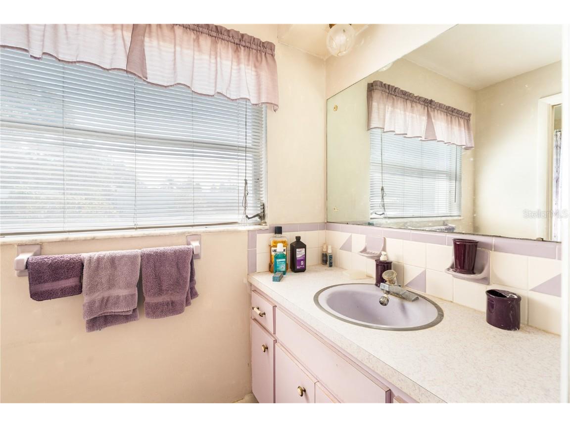 1664 Whitewood Drive Clearwater FL 33756 TB8450536 image17