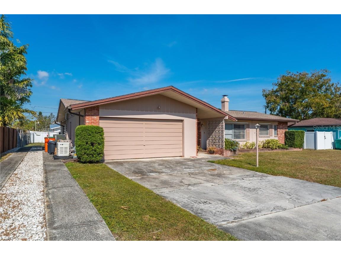 1664 Whitewood Drive Clearwater FL 33756 TB8450536 image2
