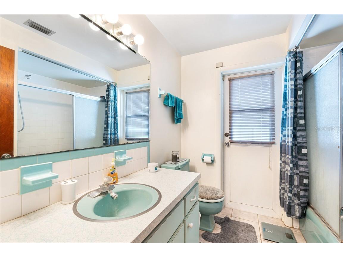 1664 Whitewood Drive Clearwater FL 33756 TB8450536 image23