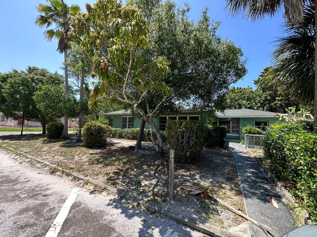 1665 34th Avenue N Saint Petersburg FL 33713 U8202175 image1