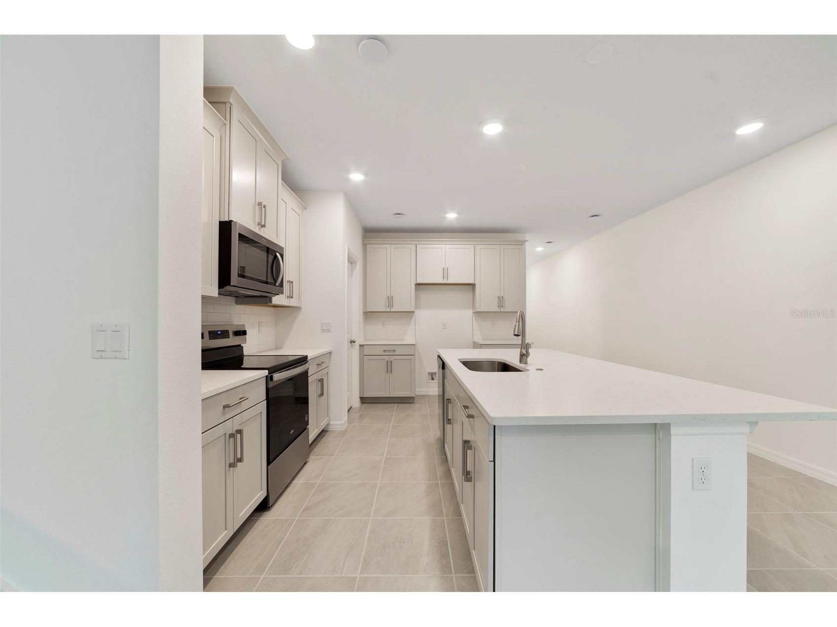 1665 Greenleaf Woods Cove Oviedo FL 32765 O6395937 image5