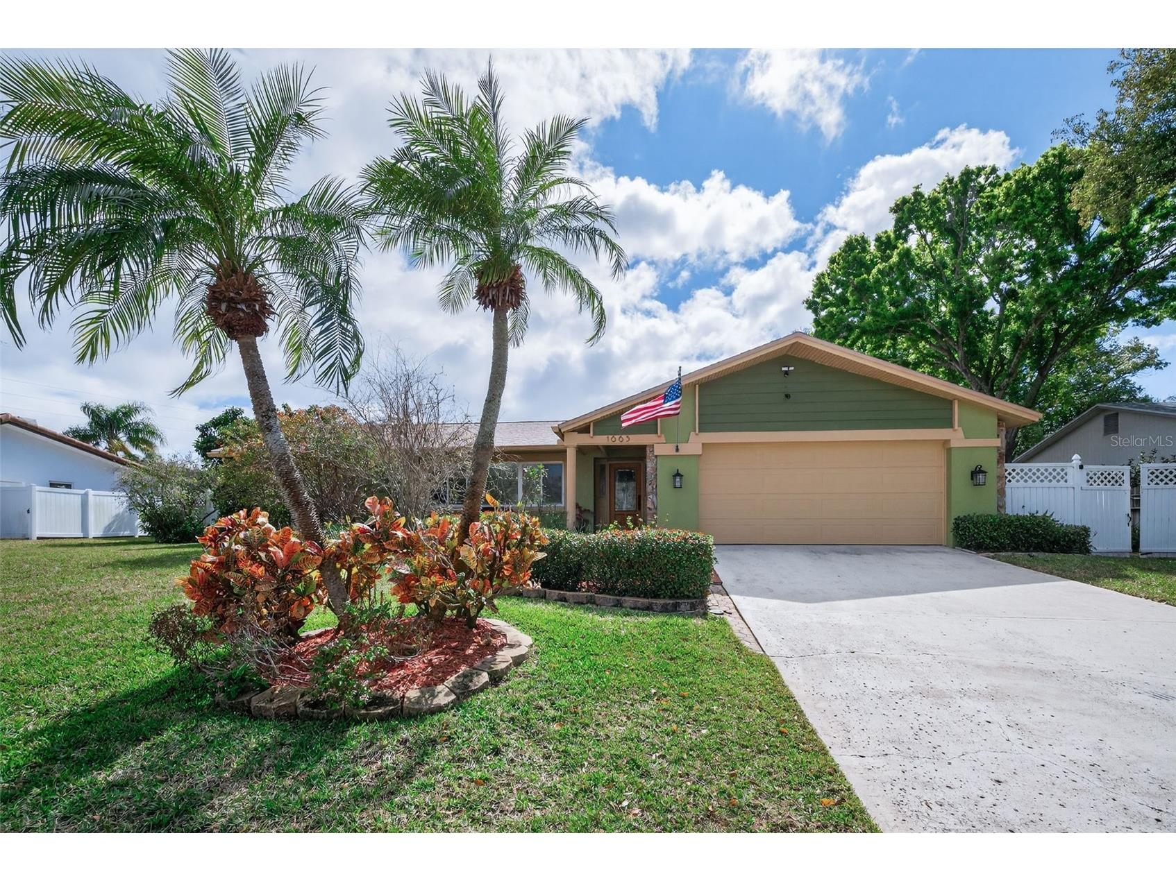 1665 Shaker Lane Dunedin FL 34698 TB8477782 image1