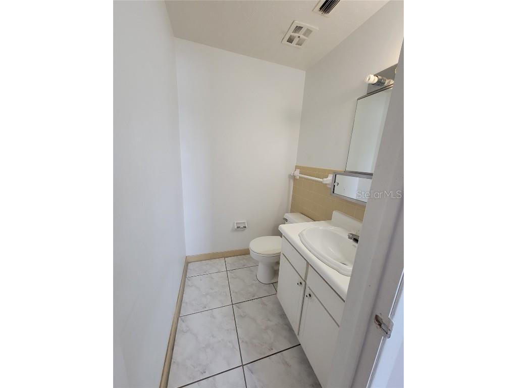 1665 W Oak Ridge Road #D Orlando FL 32809 O6343857 image11